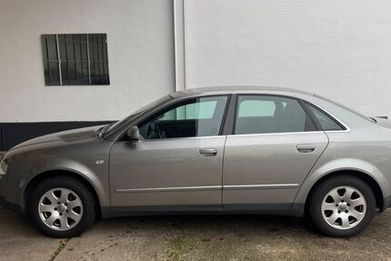 Audi A4 300.000 km 747 &euro; Ottersweier 77833