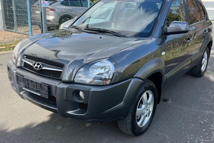 Hyundai TUCSON 157.000 km 6.990 &euro; STOCKSTADT 63811