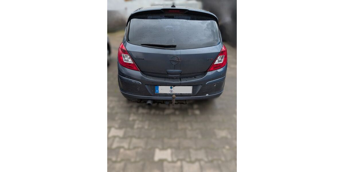 Opel Corsa 207.000 km 1.400 &euro; Daun 54550
