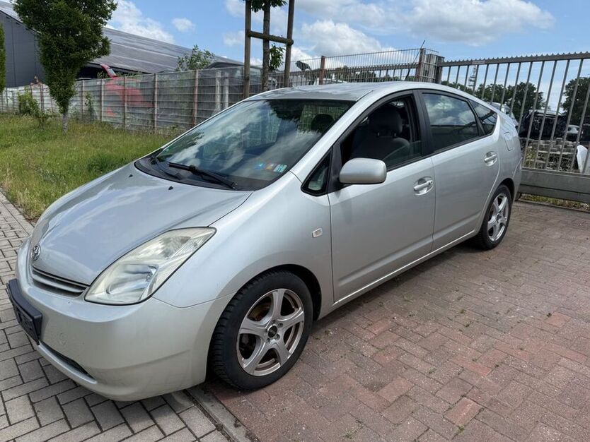 PRIUs