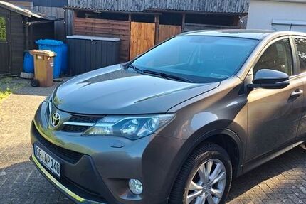 Toyota RAV 4 185.600 km 13.950 &euro; Rötgesbüttel 38531