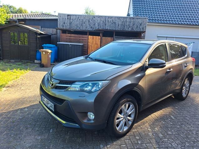 Toyota RAV 4 185.600 km 13.950 &euro; Rötgesbüttel 38531