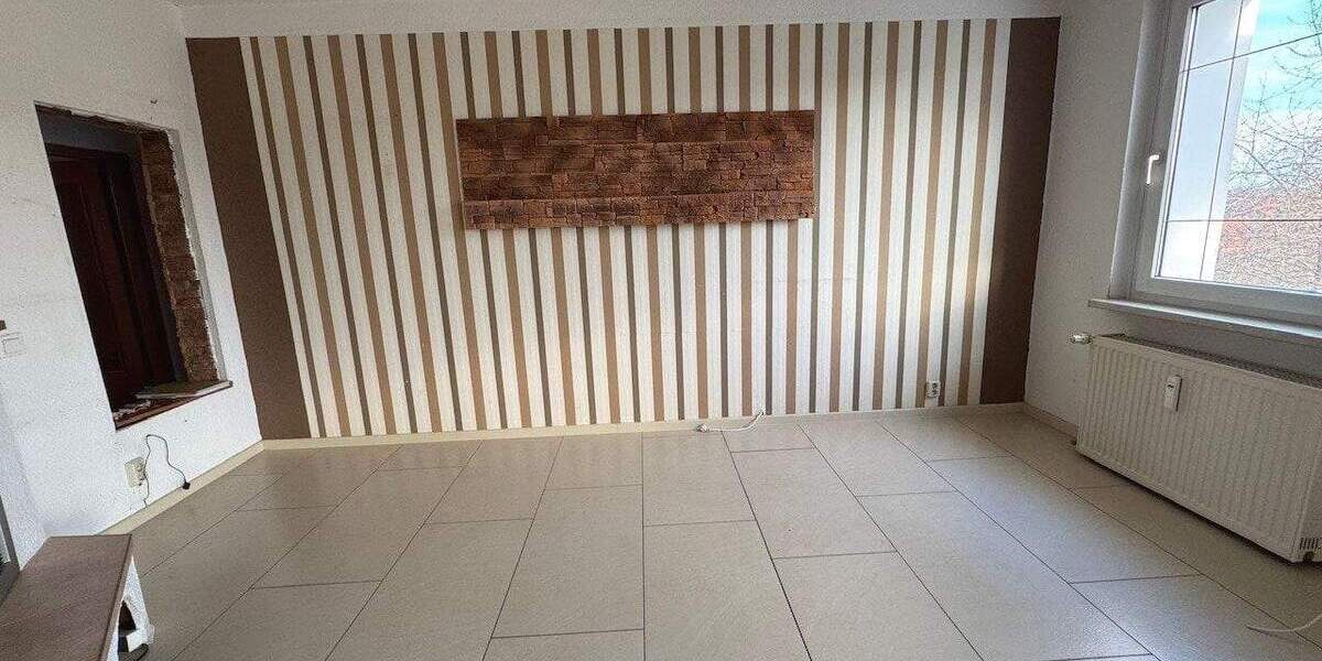 Etagenwohnung Gotha - 4 Zimmer, 106 m&sup2;, 120.000&euro; | Angebot:25386913