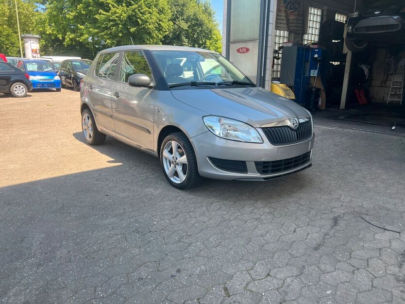 Skoda Fabia 156.000 km 4.980 € Essen 45141