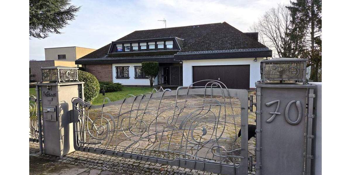 Traumhaftes Einfamilien Haus in Höhenlage mit Fernblick! 8 zimmer