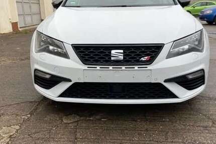Seat Leon 122.000 km 15.890 &euro; Dessau-Roßlau 06847