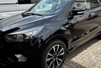 Ford Kuga 143.000 km 13.400 &euro; Viernheim 68519