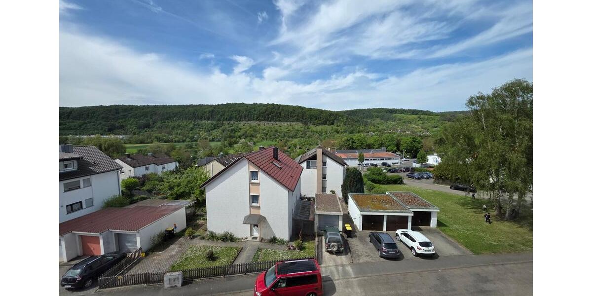 Dachgeschoßwohnung Bad Mergentheim - 4 Zimmer, 88 m&sup2;, 250.000&euro; | Angebot:26561647