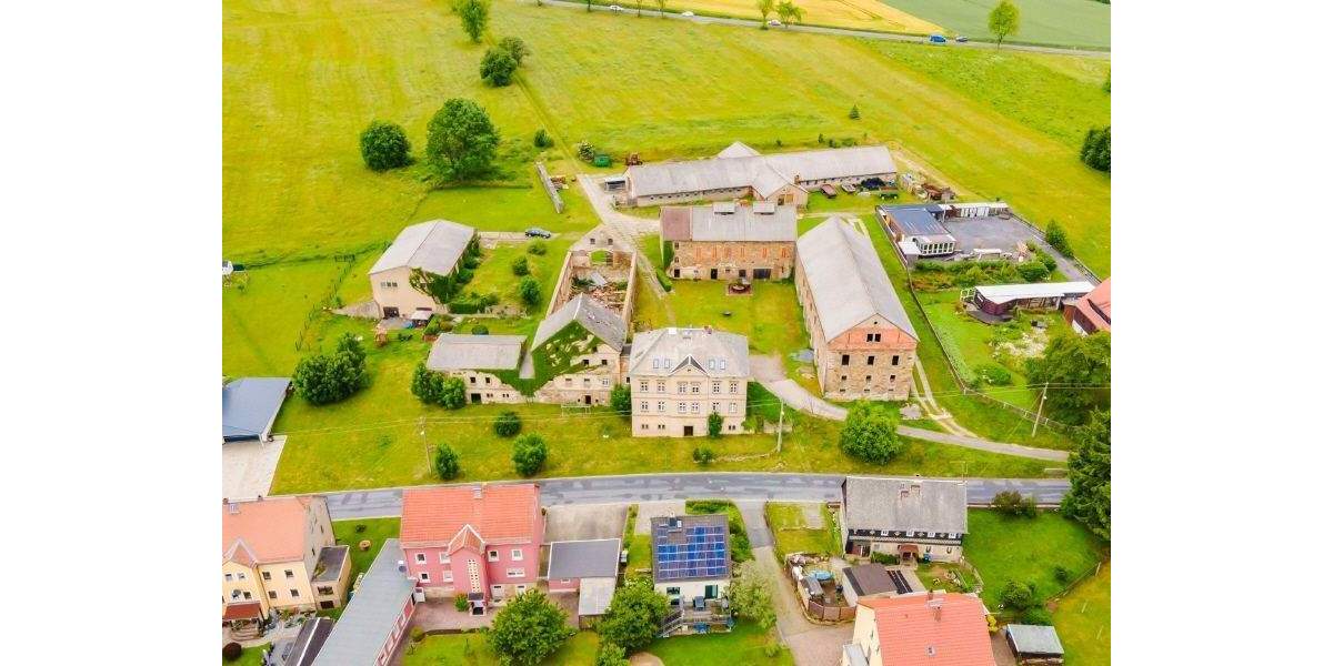 Bauernhaus, Landhaus Neustadt Polenz - 8 Zimmer, 328 m&sup2;, 280.000&euro; | Angebot:25727582