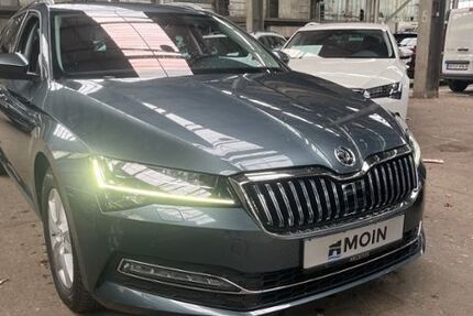 Skoda Superb 90.274 km 26.480 &euro; Hamburg 22047
