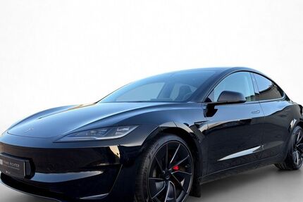 Tesla Model 3 16.058 km 50.990 &euro; Dresden 01257