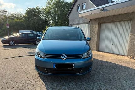 VW Touran 214.000 km 6.400 &euro; detmold 32756