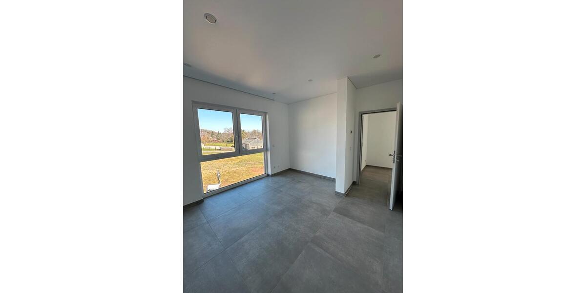 Einfamilienhaus Pirmasens Niedersimten - 4 Zimmer, 126 m&sup2;, 1.700&euro; | Angebot:26190100