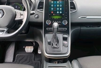 Renault Scenic 98.000 km 12.400 &euro; WOLFSCHLUGEN 72649