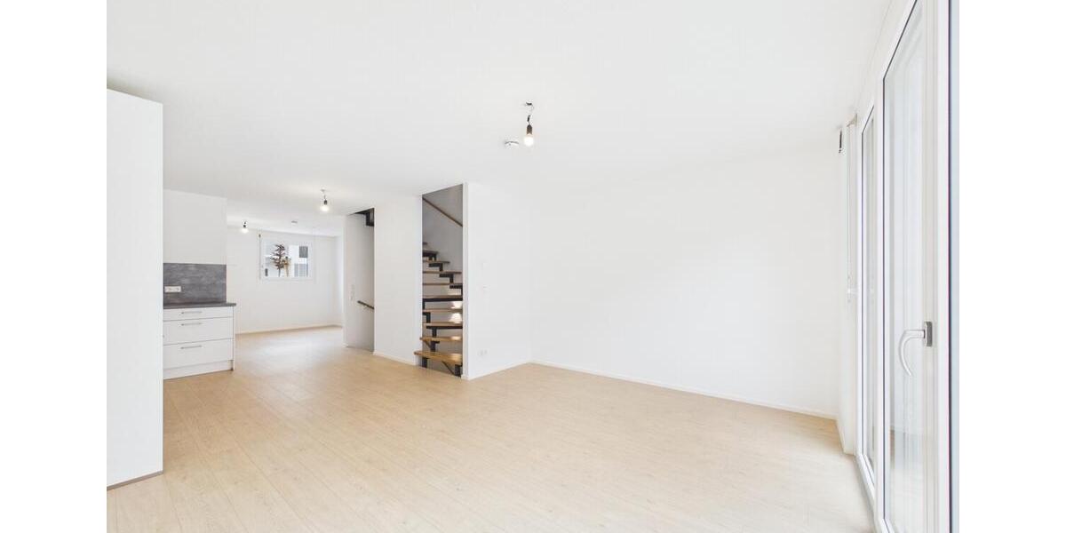 Reihenhaus Weingarten (Baden) - 5 Zimmer, 112 m&sup2;, 1.780&euro; | Angebot:25882733