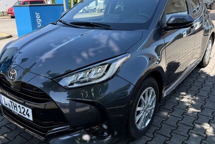 Toyota Yaris 15.000 km 22.999 &euro; Leipzig 04158