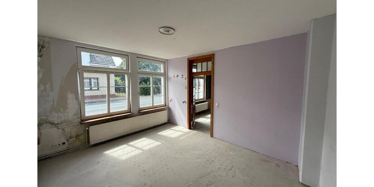 Einfamilienhaus Nordenham - 11 Zimmer, 189 m&sup2;, 199.000&euro; | Angebot:27096175