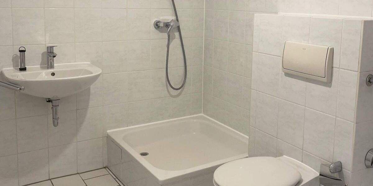 Etagenwohnung Düsseldorf Holthausen - 2 Zimmer, 43 m&sup2;, 550&euro; | Angebot:25459106