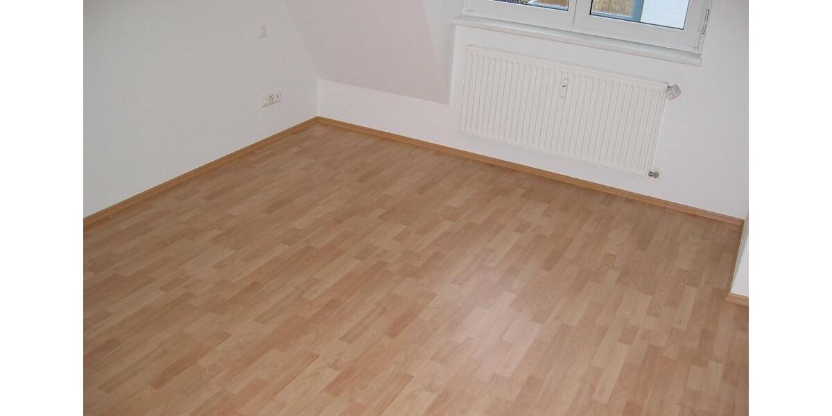 Dachgeschoßwohnung Soest - 3 Zimmer, 80 m&sup2;, 600&euro; | Angebot:26409252
