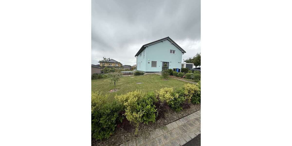 Einfamilienhaus Wollbach - 4 Zimmer, 231 m&sup2;, 1.900&euro; | Angebot:26992230