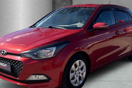 Hyundai i20 58.800 km 9.490 &euro; Hoppegarten 15366
