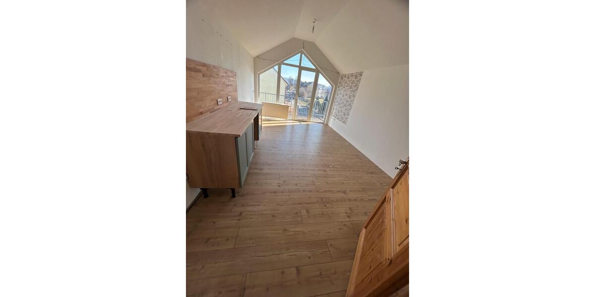 Dachgeschoßwohnung Bad Salzungen - 2 Zimmer, 43 m&sup2;, 475&euro; | Angebot:25369391