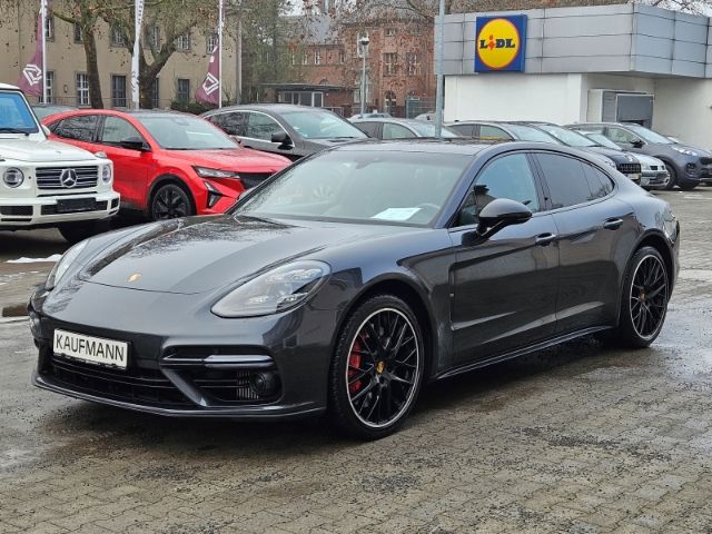 Porsche Panamera 136.123 km 59.890 &euro; Berlin 12247