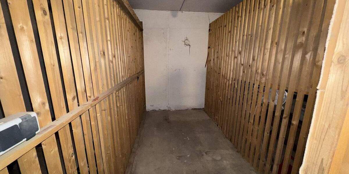 Etagenwohnung Meiningen - 2 Zimmer, 63 m&sup2;, 125.000&euro; | Angebot:25815456