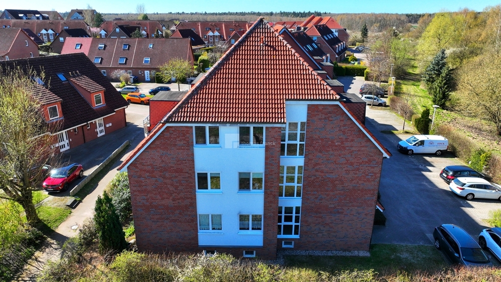 Wohnen wie im eigenen Haus: Lichtdurchflutete Maisonette mit USP und 180°-Schwerin-Panorama - Maisonettenwohnung Schwerin Friedrichsthal | Angebot:25637386