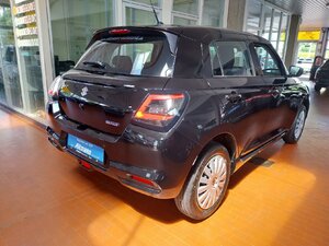 Suzuki Swift CLUB ALLGRIP NAVI ADAP. TEMP. 8.997 km 15.780 &euro; HAAN 42781
