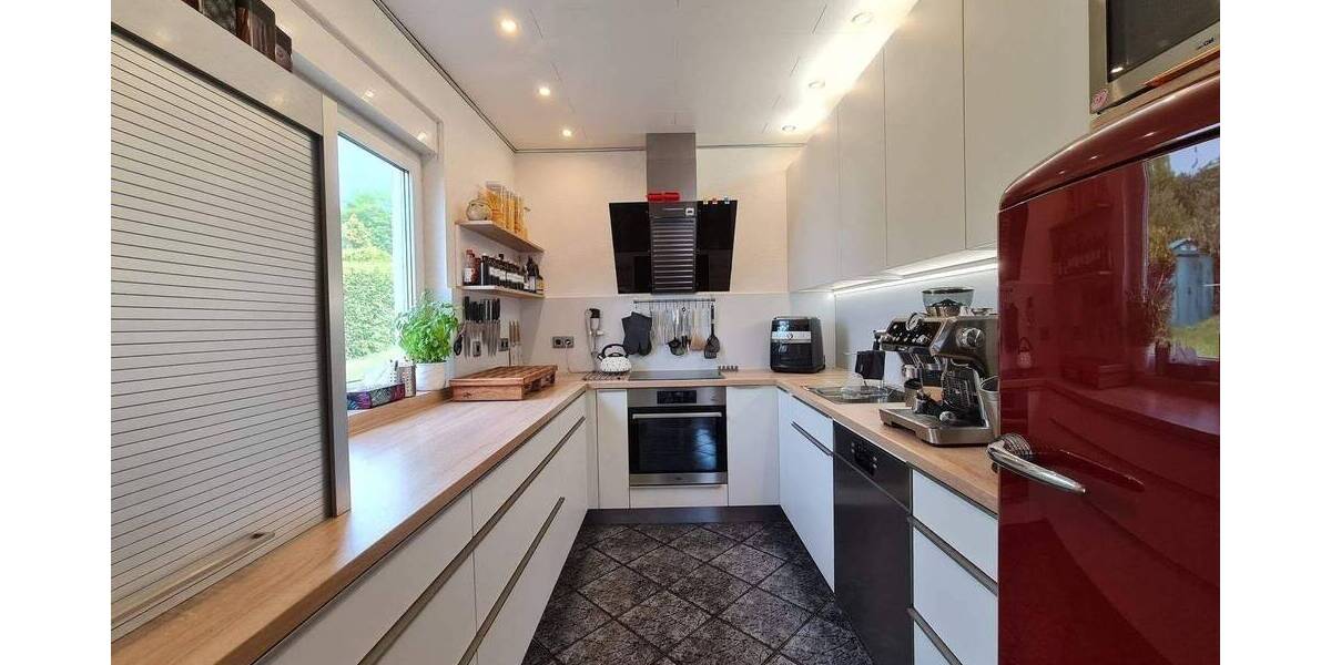 Wohlfühlanwesen mit ELW für die ganze Familie - in traumhafter, naturnaher Lage 7 zimmer