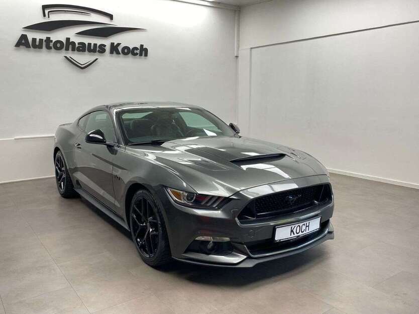 Ford Mustang 112.879 km 28.900 € Mainz 55129