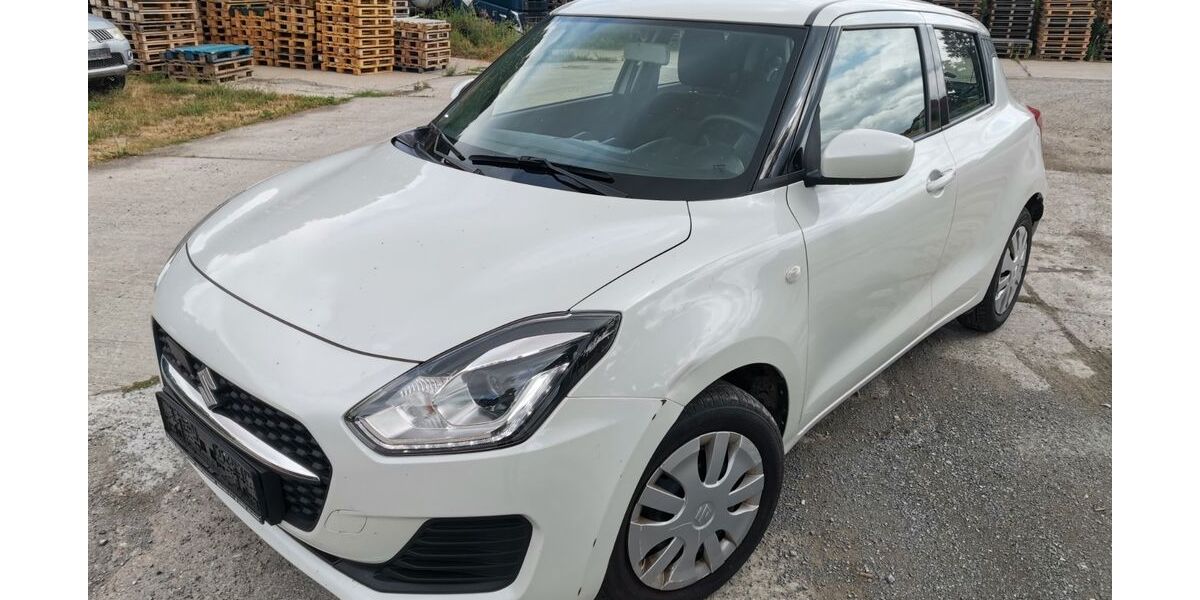 Suzuki Swift 120.000 km 8.999 &euro; Bernburg / Saale 06406