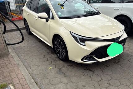 Toyota Corolla 160.000 km 17.900 &euro; Berlin 12099