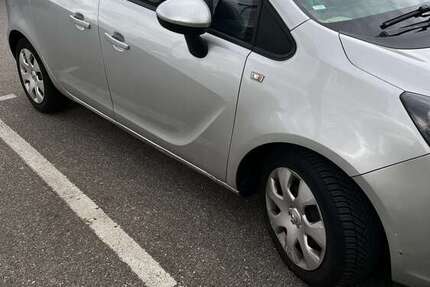 Opel Meriva 104.000 km 7.300 € Augsburg 86150