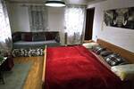 Etagenwohnung Laichingen Feldstetten - 7 Zimmer, 202 m&sup2;, 299.000&euro; | Angebot:25695100