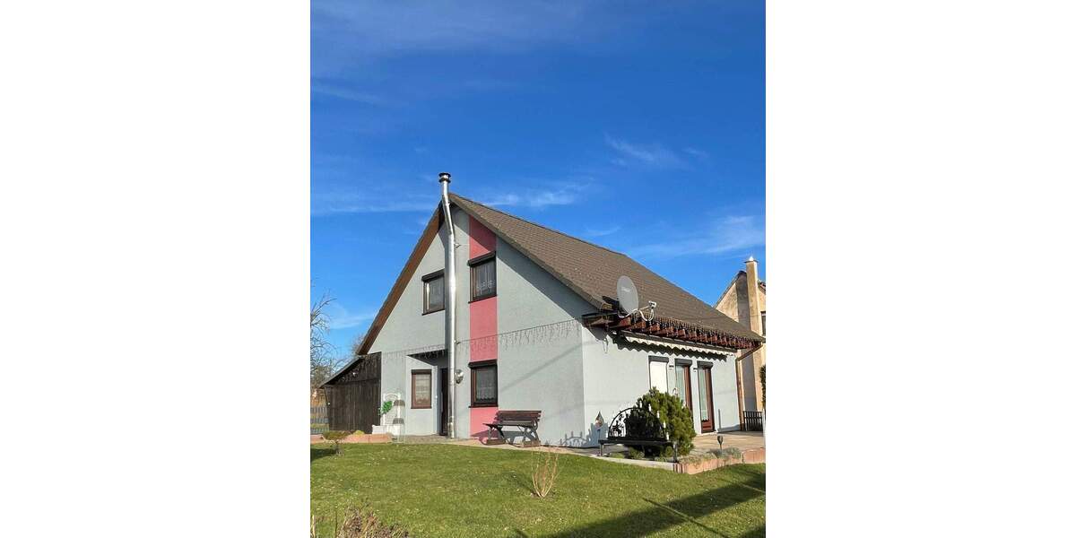 Einfamilienhaus Meerane - 5 Zimmer, 110 m&sup2;, 259.900&euro; | Angebot:25666436