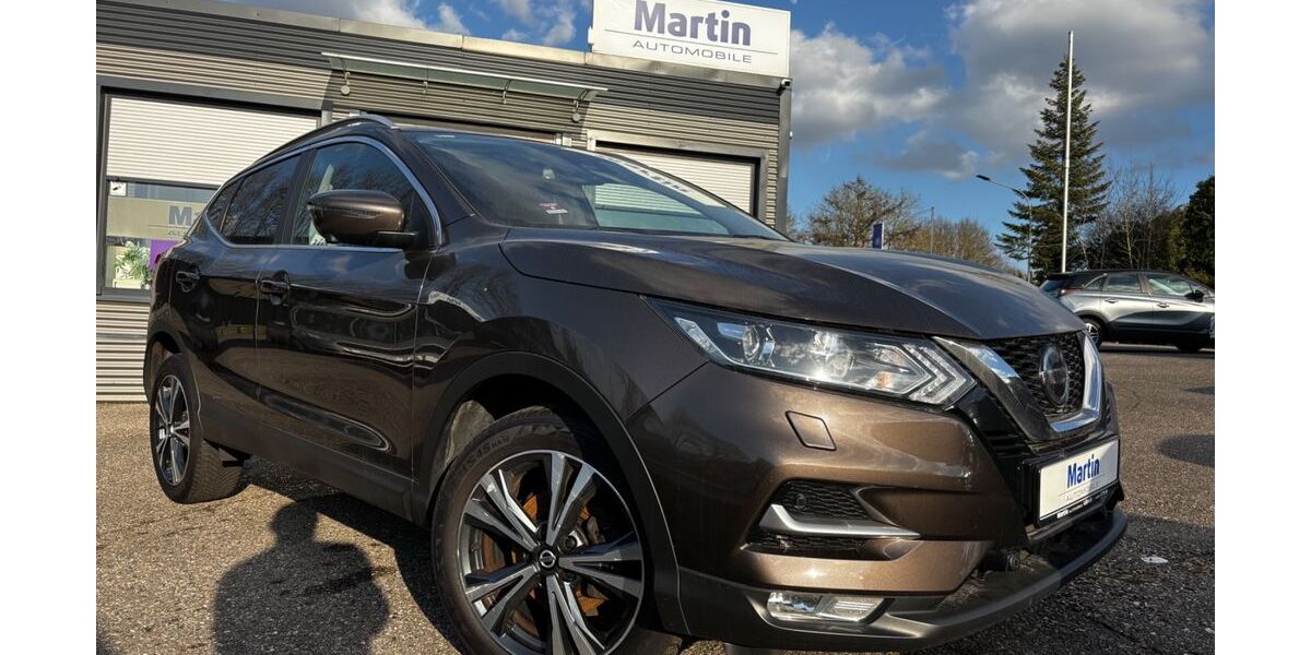 Nissan Qashqai 93.800 km 14.999 &euro; Lübeck 23560