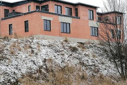 Freie Gewerbefläche Produktionsstätte Lagerräume Büroflächen zimmer