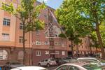 Helle und freundliche 2-Zimmerwohnung im 4.OG mit Aufzug & Balkon - Einbauküche zur Ablöse