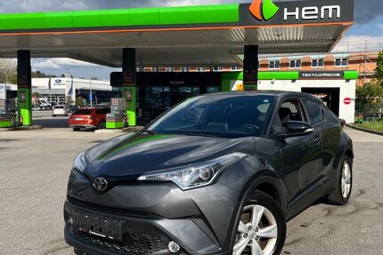 Toyota C-HR 134.289 km 11.999 &euro; Rosenheim 83026