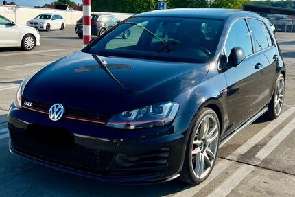 VW Golf 52.500 km 17.490 &euro; Friedrichshafen 88046