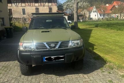Nissan Patrol 192.000 km 17.000 &euro; Ringgau 37296