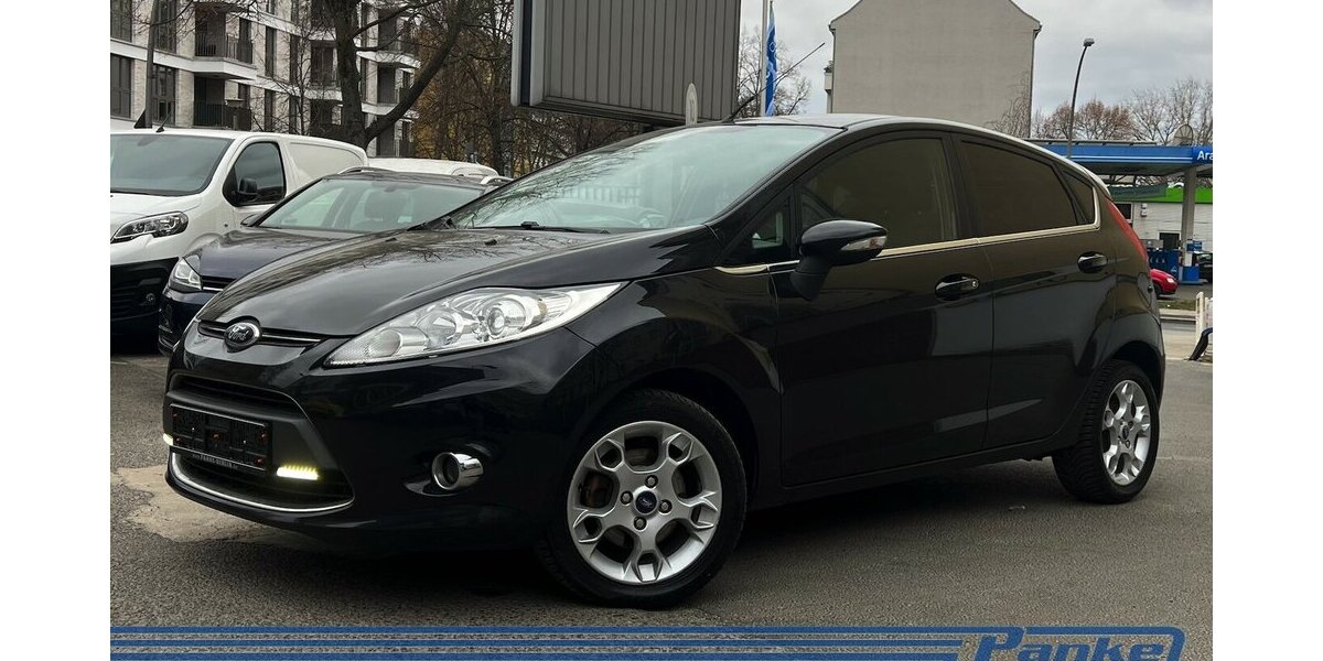 Ford Fiesta Titanium*Keyless*PDC*LED*Tel.*Chrom*GAS* 178.353 km 4.490 &euro; Berlin 13187