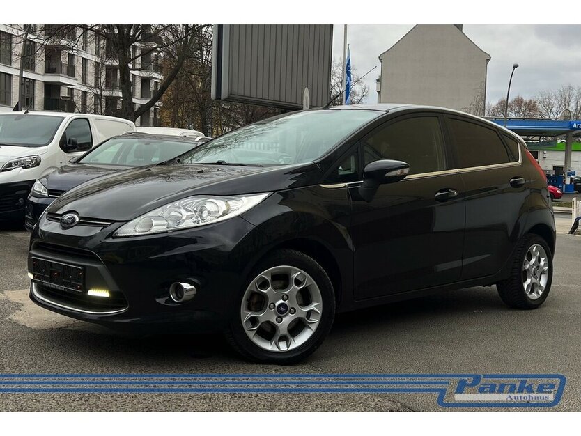 Ford Fiesta Titanium*Keyless*PDC*LED*Tel.*Chrom*GAS* 178.353 km 4.890 € Berlin 13187