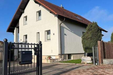 Haus Drei Gleichen Großrettbach - 5 Zimmer, 167 m&sup2;, 499.000&euro; | Angebot:24385862
