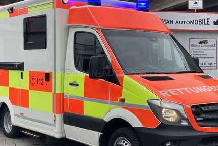 Mercedes-Benz Sprinter 348.500 km 25.950 € München 81825