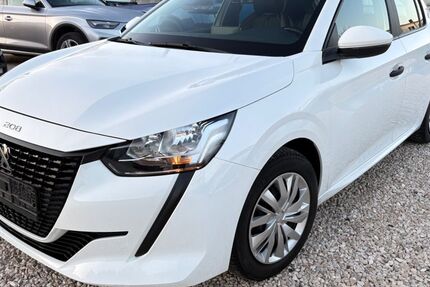 Peugeot 208 148.000 km 8.990 &euro; Rednitzhembach 91126