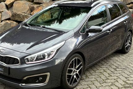 Kia ceed Sportswagon 186.000 km 5.999 &euro; Olpe 57462