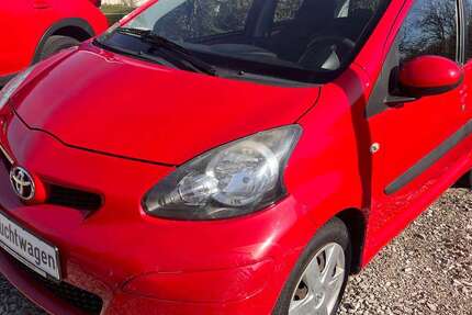 Toyota Aygo 72.368 km 4.400 &euro; Brunn 93164